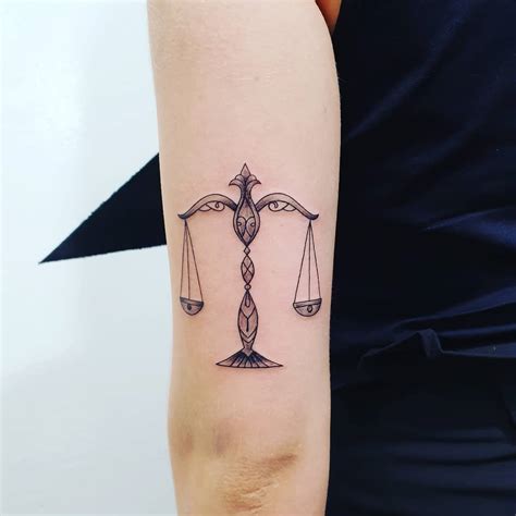 tatuajes del signo libra para hombres|Ideas de tatuajes para hombres del signo Libra